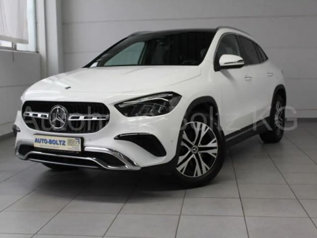 Mercedes-Benz GLA 180 Progressive
