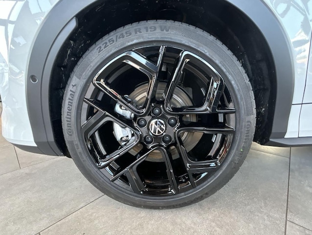 Volkswagen T-Roc 1.5 eTSI DSG IQ.Drive