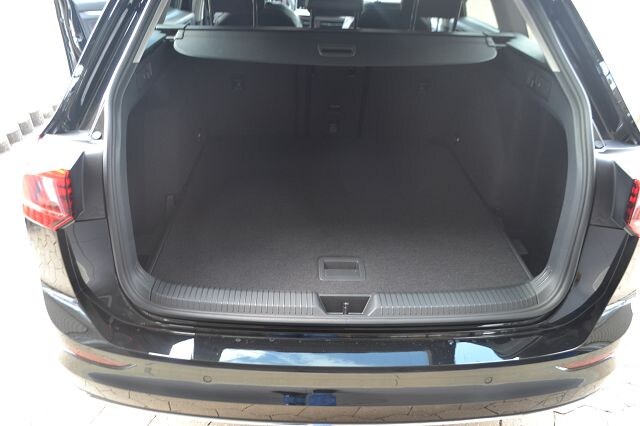 Volkswagen Golf DSG Pro Style Variant