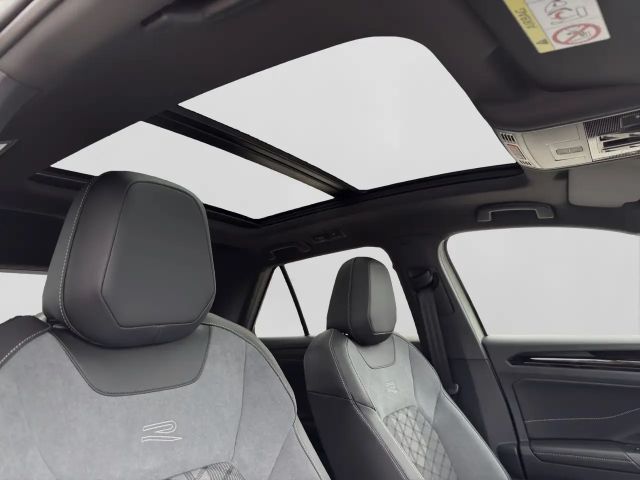 Volkswagen T-Roc 1.5 TSI DSG R-Line Style