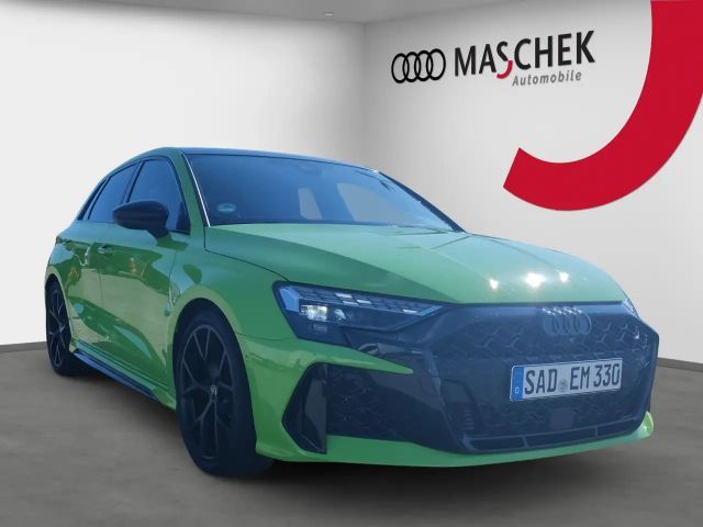 Audi RS3 S-Tronic Sedan Sportback