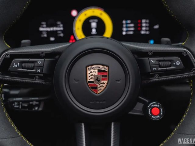 Porsche 992 4 Cabrio GTS Targa Turbo