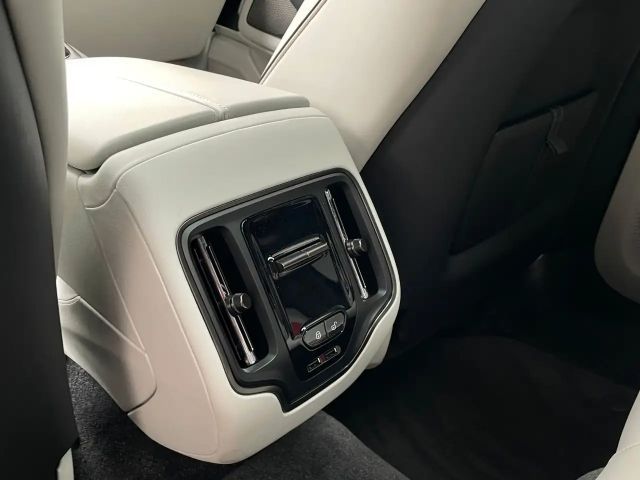 Aston Martin DBX 707 MY25