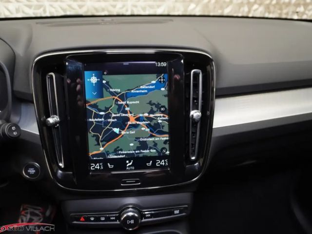 Volvo XC40 Dark Plus