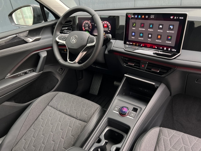 Volkswagen Tiguan 1.5 eTSI DSG Plus