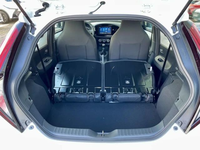 Toyota Aygo X Business Hatchback