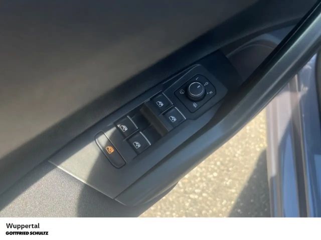 Volkswagen Polo 1.0 TSI DSG Style