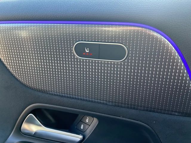 Mercedes-Benz EQA 300 4MATIC AMG Line