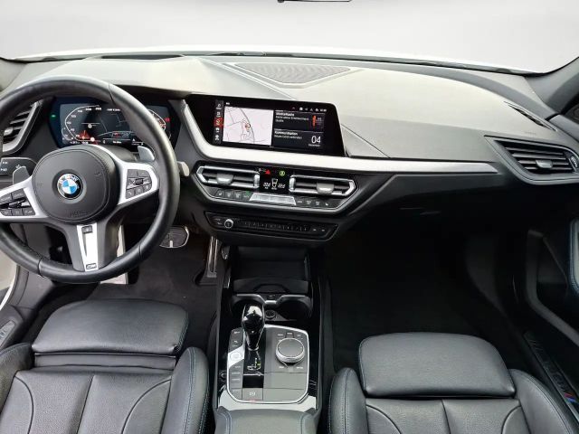 BMW 135 135i Sedan xDrive