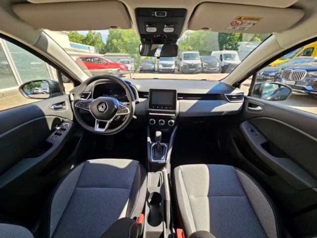 Renault Clio E-Tech Evolution Hybrid