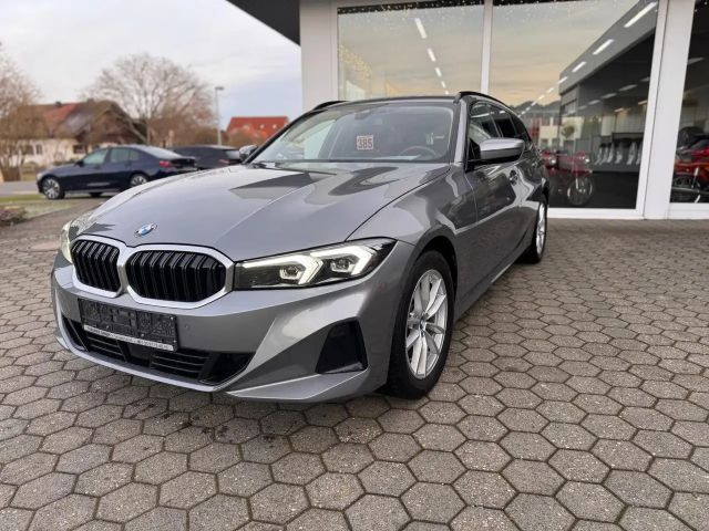 BMW 320 320d Touring xDrive