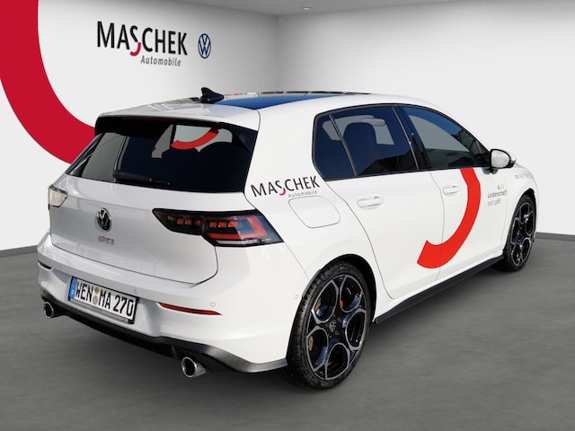 Volkswagen Golf 2.0 TSI IQ.Drive