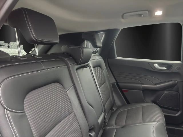 Ford Kuga Plug in Hybrid Titanium