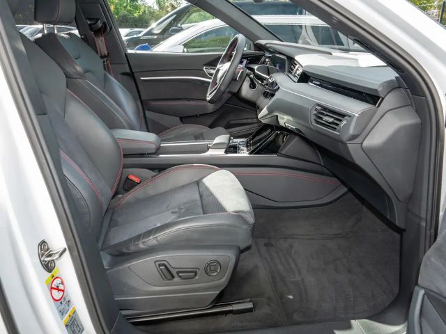 Audi Q8 e-tron 55 Quattro S-Line Sportback