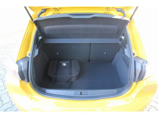 Peugeot E-208 Active Pack