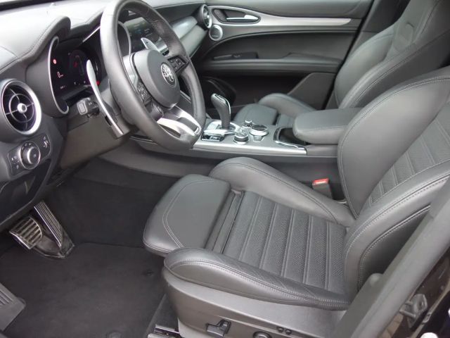 Alfa Romeo Stelvio Q4 Veloce