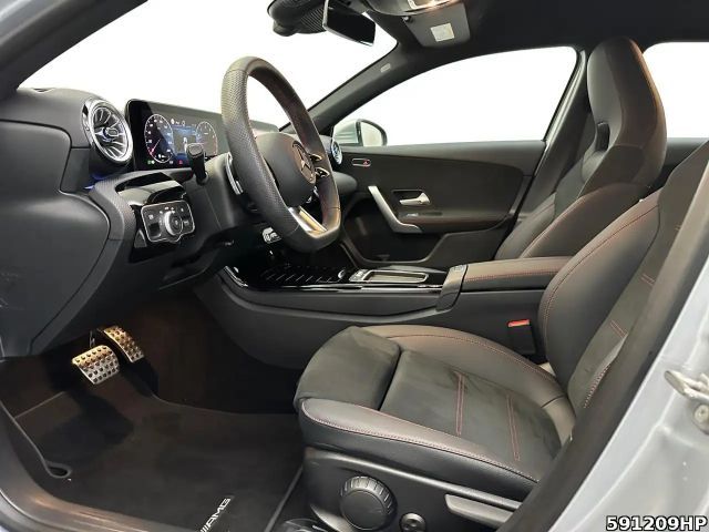 Mercedes-Benz A 200 AMG Line