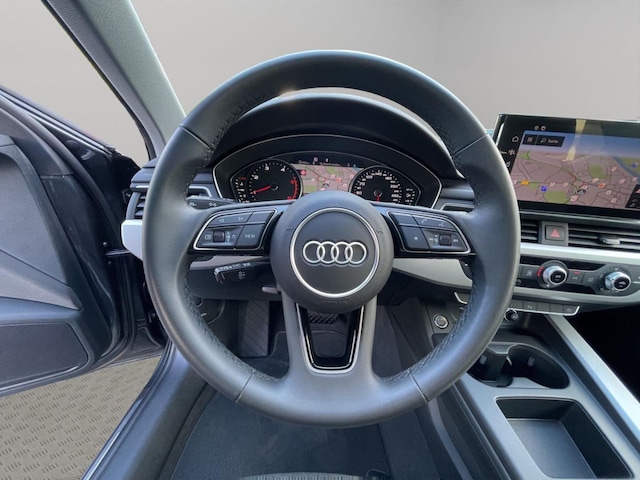 Audi A4 30 TDI Avant S-Tronic