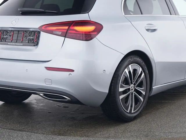 Mercedes-Benz A 200 Progressive