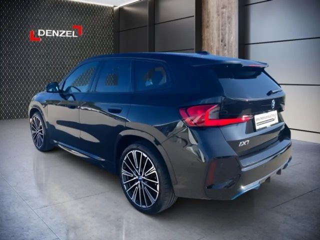 BMW iX1 xDrive30