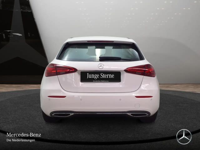 Mercedes-Benz A 200 Progressive