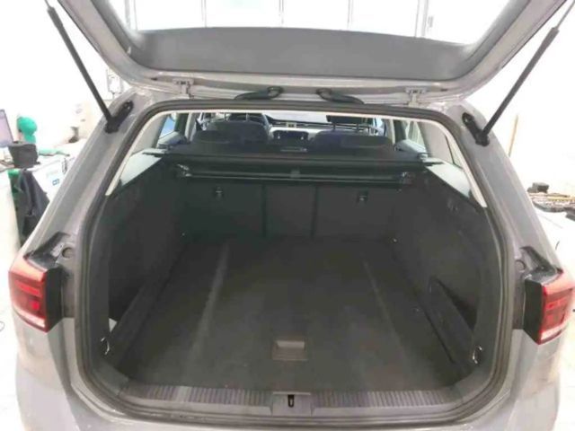 Volkswagen Passat 2.0 TDI Business DSG Variant