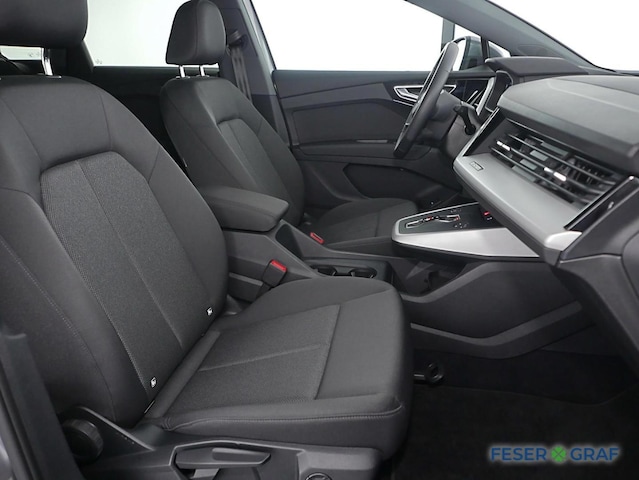 Audi Q4 e-tron SUV 45 e-tron Audi Q4 e-tron