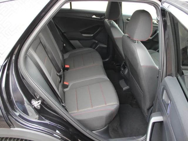 Volkswagen T-Roc 1.5 TSI Sport