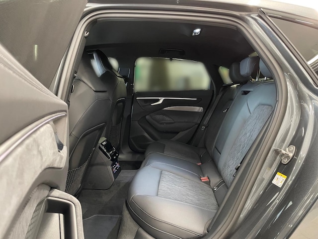 Audi A6 Quattro S-Tronic Sedan