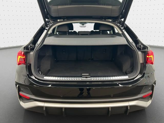 Audi Q3 35 TFSI S-Line