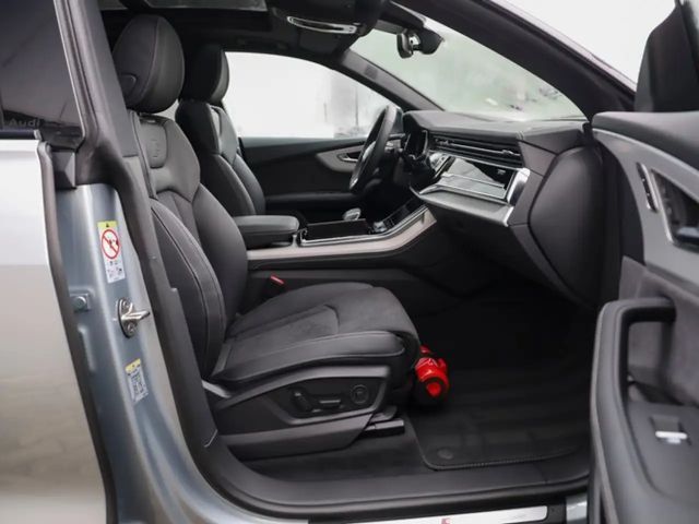 Audi Q8 60 TFSI Hybride Quattro S-Line