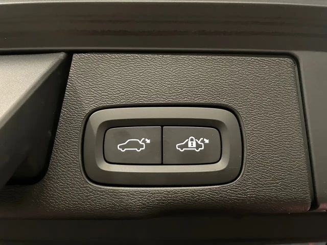 Volvo XC60 AWD Momentum