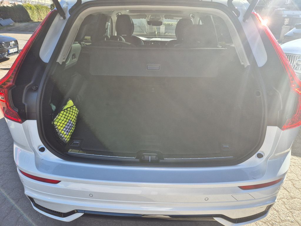 Volvo XC60 AWD Dark Plus Recharge T6