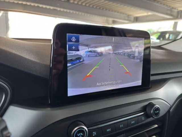 Ford Focus Cool & Connect EcoBoost Wagon