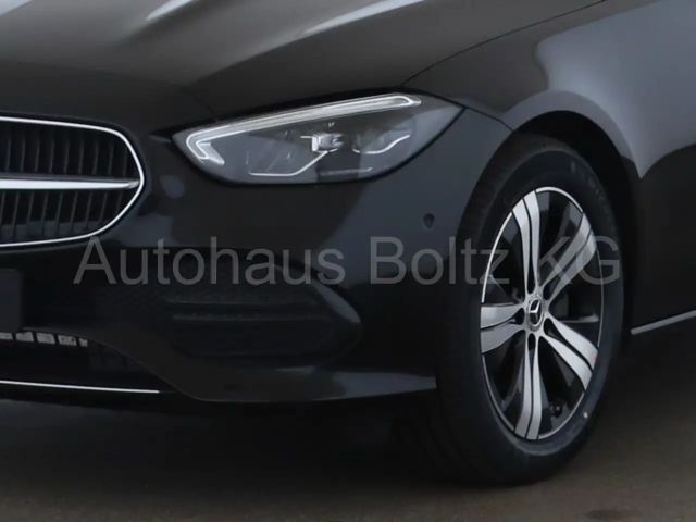 Mercedes-Benz C 200 Sedan