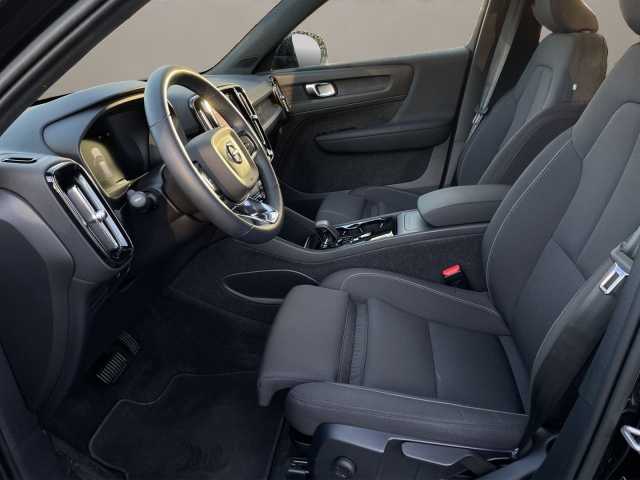 Volvo XC40 Core Recharge