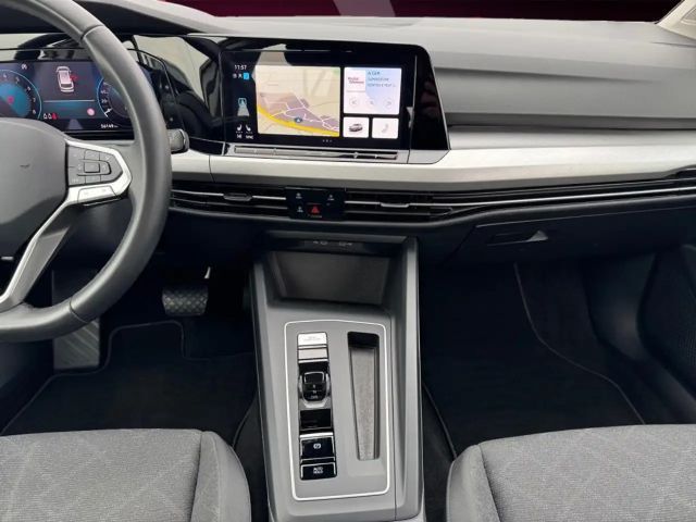 Volkswagen Golf 1.5 eTSI DSG Golf VIII Life