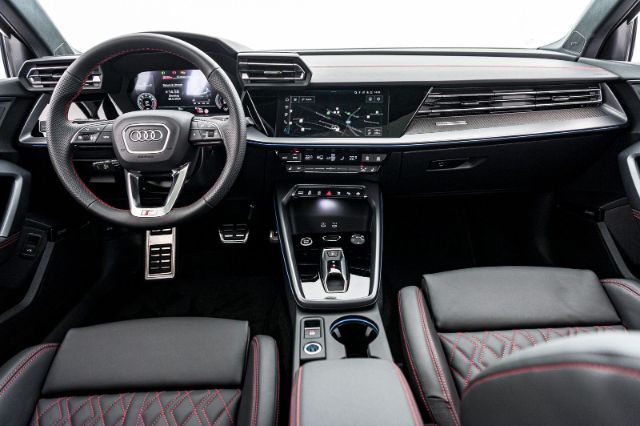 Audi A3 35 TFSI S-Line S-Tronic Sportback