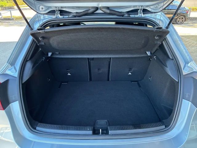 Mercedes-Benz A 180 Hatchback