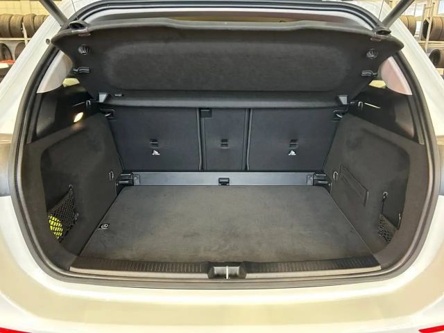 Mercedes-Benz B 200 Progressive