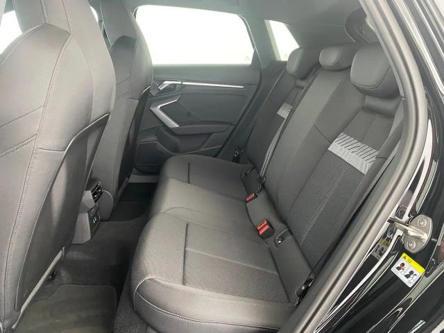 Audi A3 40 TFSI Hybride Sedan