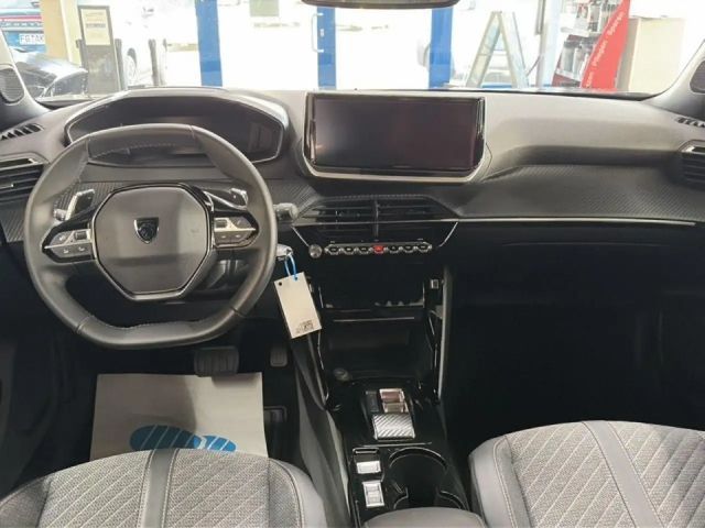 Peugeot 2008 Allure Pack EAT8