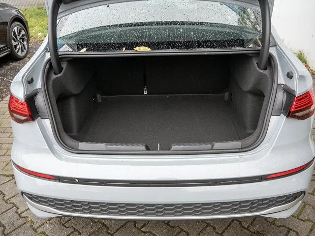 Audi A3 30 TFSI Sedan