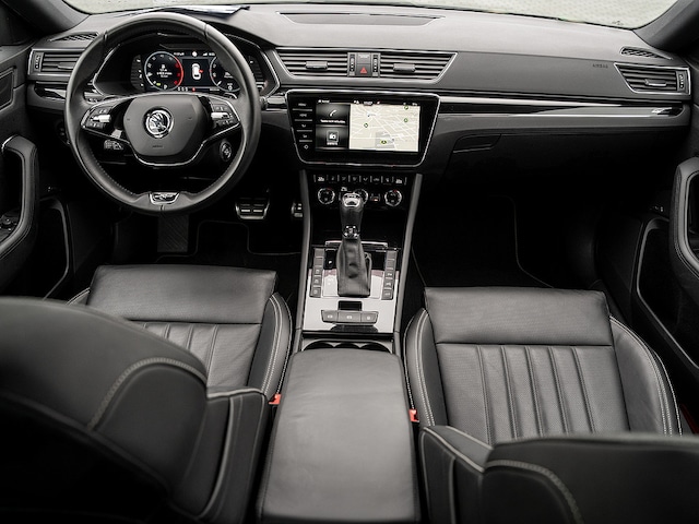 Skoda Superb 2.0 TDI Combi