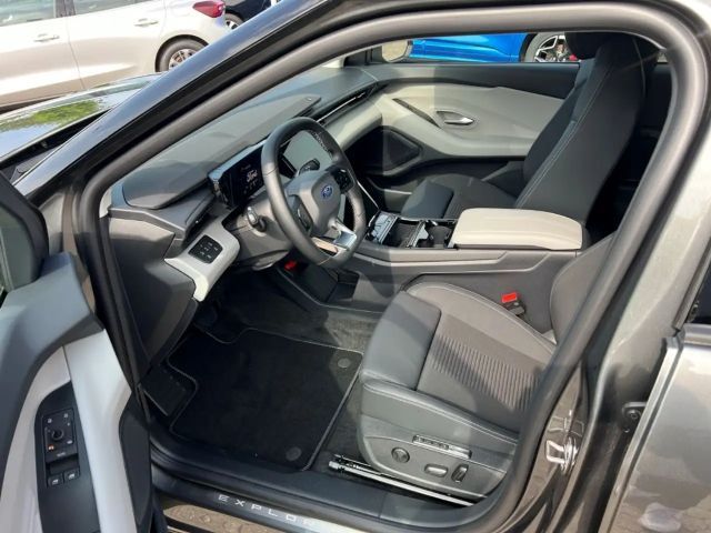 Ford Explorer AWD Premium