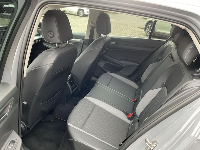 Volkswagen Golf 1.5 eTSI DSG Golf VIII