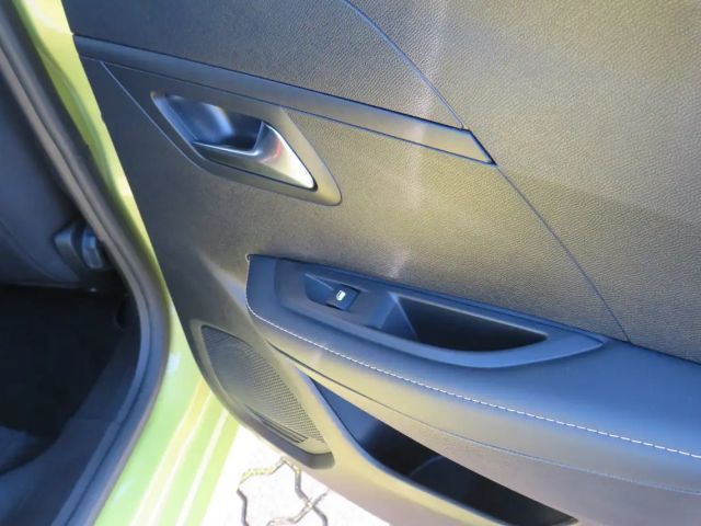 Peugeot 208 Allure Pack