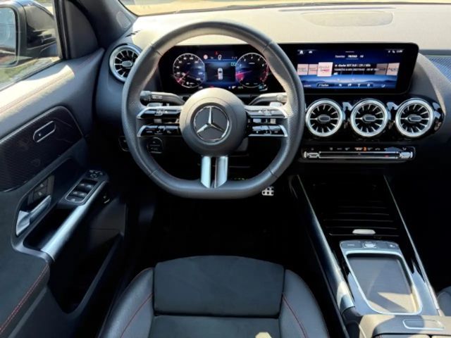 Mercedes-Benz GLA 180 AMG Line