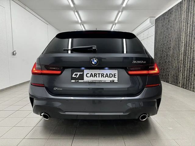 BMW 330 330e Touring