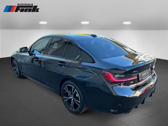 BMW 330 330e M-Sport Sedan xDrive